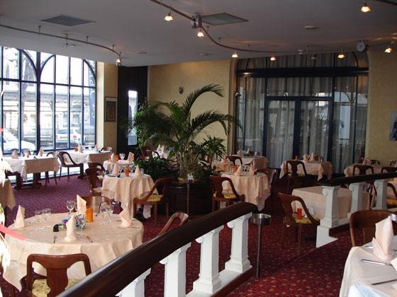 Hotel Aletti Palace Vichy Étterem fotó